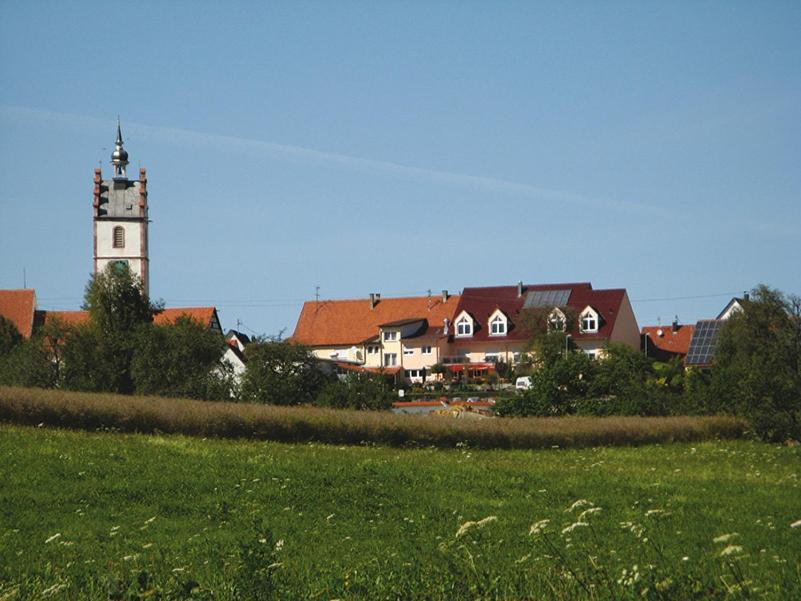 Hotel-Gasthof Sternen Winterlingen Eksteriør billede
